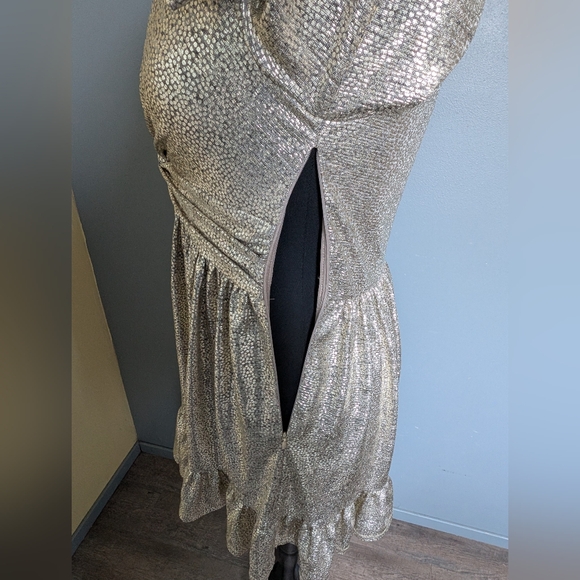 Skies Are Blue Gold Ruffled Wrap Mini Dress Women's Size Small - Picture 15 of 16